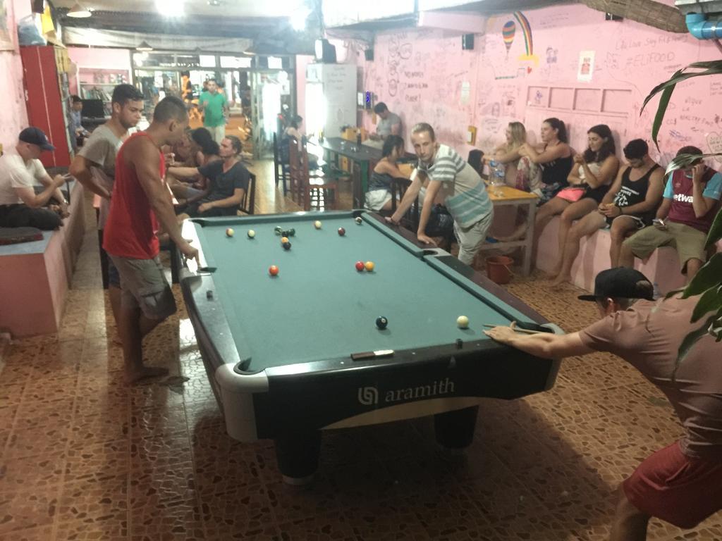 Real Vang Vieng Backpacker Hostel 외부 사진