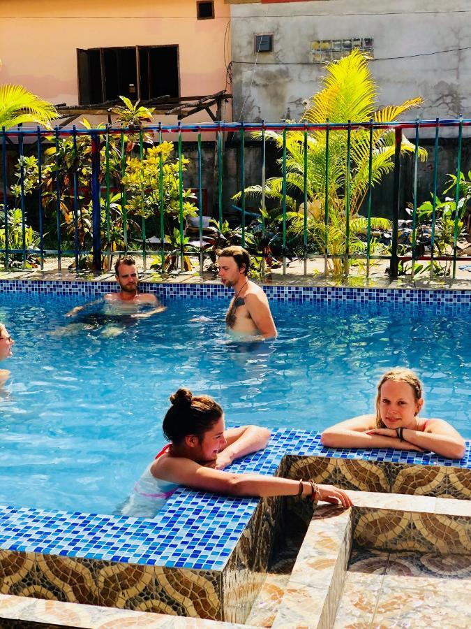Real Vang Vieng Backpacker Hostel 외부 사진